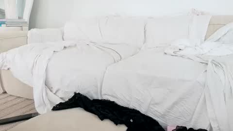 TS Rose25 online show from 09.26.25