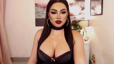 Snapshot of tsdarkdevon chatting on 03.03.25 tsdarkdevon online show from 03.03.25