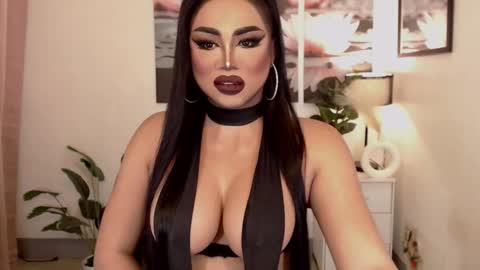 Snapshot of tsdarkdevon chatting on 03.11.25 tsdarkdevon online show from 03.11.25