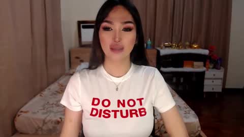  Love Marie  online show from 02.02.25