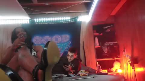 Snapshot of tsnitra chatting on 03.11.25 TsNitra online show from 03.11.25