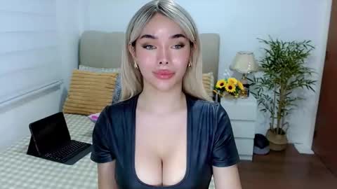 Graciella online show from 10.31.25