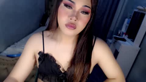 Snapshot of tsscarlett_xx chatting on 02.21.25 jayvie online show from 02.21.25
