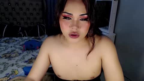 Snapshot of tsscarlett_xx chatting on 03.01.25 jayvie online show from 03.01.25