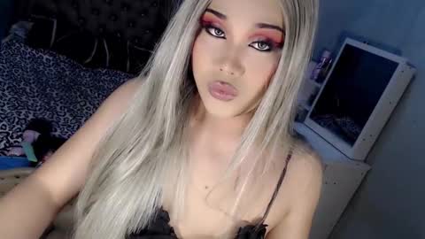 Snapshot of tsscarlett_xx chatting on 10.01.25 jayvie online show from 10.01.25
