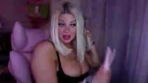 xTinnaaaaa online show from 07.31.26