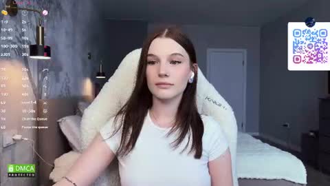 Sonya on vacation until  online show from 06.11.26