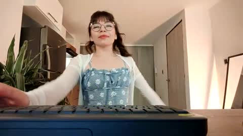 Tsuky online show from 01.10.25