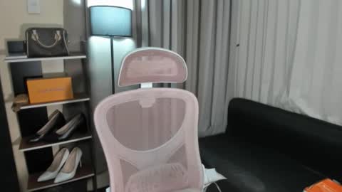 Snapshot of tsuncutmegan chatting on 12.13.25 tsuncutmegan online show from 12.13.25