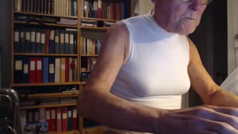 FINN but call me NANNA online show from 12.27.24