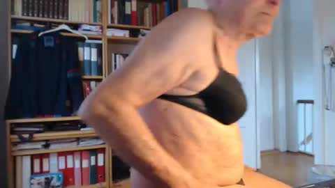 FINN but call me NANNA online show from 02.26.25