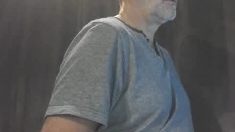 Snapshot of tubsy6868 chatting on 10.29.25 tubsy6868 online show from 10.29.25