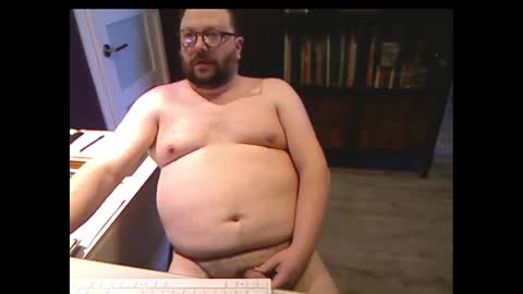 Snapshot of tuckwell chatting on 02.15.25 tuckwell online show from 02.15.25