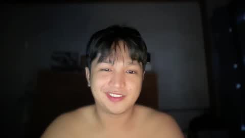 Snapshot of tuling1 chatting on 11.17.25 tuling1 online show from 11.17.25