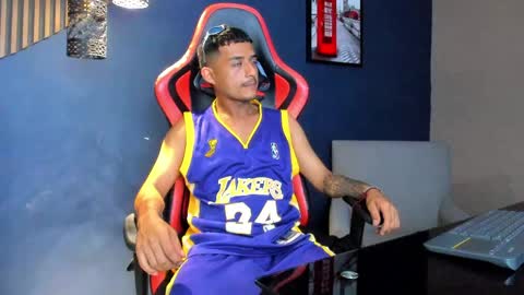 Snapshot of turnerstar chatting on 04.01.26 Turner online show from 04.01.26