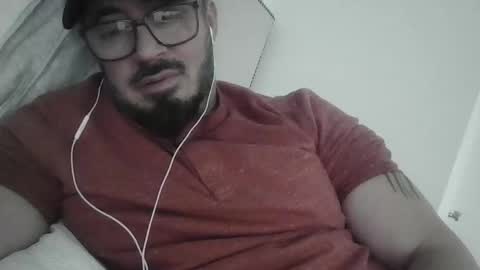 Snapshot of tuscan_taurus chatting on 11.15.25 tuscan_taurus online show from 11.15.25