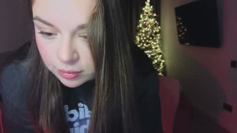 Ariana online show from 12.24.24