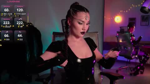 Snapshot of tv_miss chatting on 01.06.26 Miss Veth online show from 01.06.26