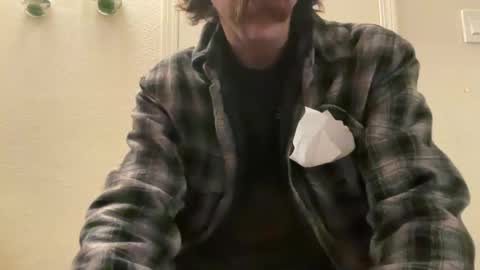 Snapshot of tweedsmemoirs_2y chatting on 04.05.26 Peter the exxxpolorer online show from 04.05.26