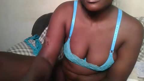 twerker_lyly online show from 11.23.25