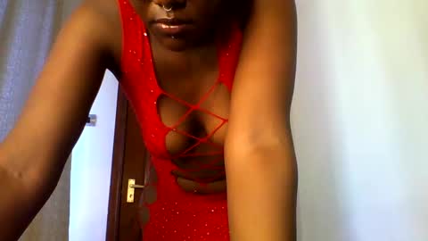 Snapshot of twerking_cheek_1 chatting on 02.26.25 Alma online show from 02.26.25