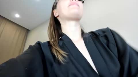 Snapshot of twerking_girl_ chatting on 09.28.25 new hot online show from 09.28.25