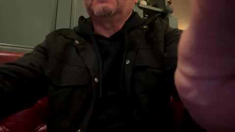 Snapshot of twickenhamthickshaft chatting on 10.22.25 Fred Eric Smitherton online show from 10.22.25