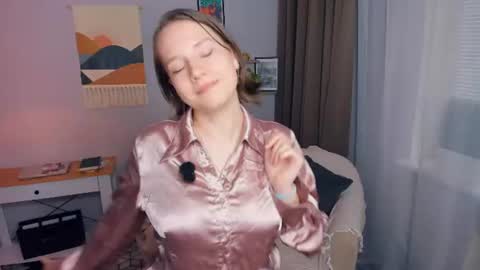 Mei online show from 07.04.26