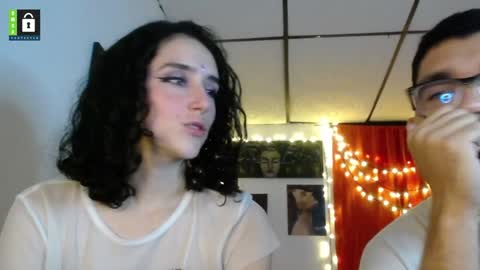 Snapshot of twinflamesxx chatting on 01.11.25 TwinFlamesXX online show from 01.11.25