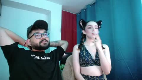 TwinFlamesXX online show from 04.01.26
