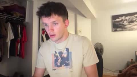 Snapshot of twink2048 chatting on 12.14.25 twink2048 online show from 12.14.25