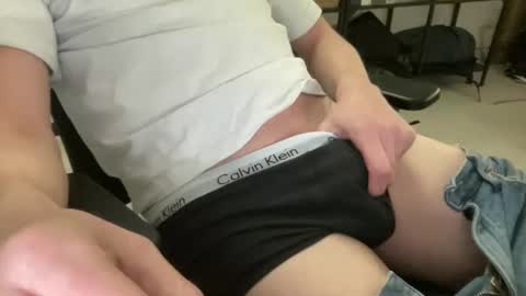 twink27844711 online show from 02.05.25