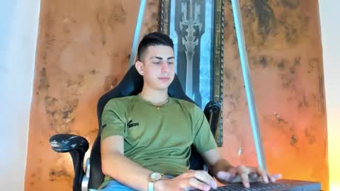 twink_scott19 online show from 11.05.25
