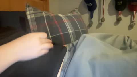 Snapshot of twinkmikexxx12 chatting on 12.24.24 mike online show from 12.24.24