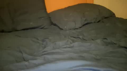 Snapshot of twinkmikexxx12 chatting on 02.16.25 mike online show from 02.16.25