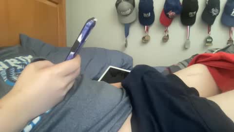 Snapshot of twinkmikexxx12 chatting on 09.12.25 mike online show from 09.12.25