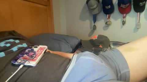 Snapshot of twinkmikexxx12 chatting on 09.22.25 mike online show from 09.22.25