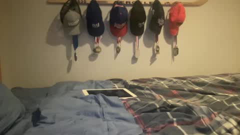 Snapshot of twinkmikexxx12 chatting on 09.24.25 mike online show from 09.24.25