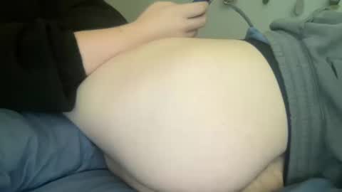 Snapshot of twinkmikexxx12 chatting on 10.10.25 mike online show from 10.10.25