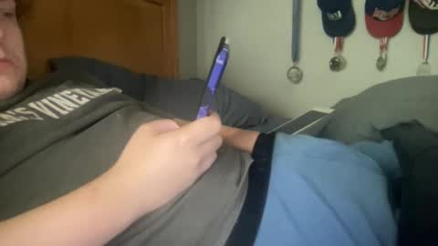 Snapshot of twinkmikexxx12 chatting on 10.28.25 mike online show from 10.28.25