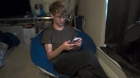 Snapshot of twinktools chatting on 09.10.25 shytwink online show from 09.10.25