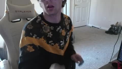 Snapshot of twinktools chatting on 02.16.26 shytwink online show from 02.16.26