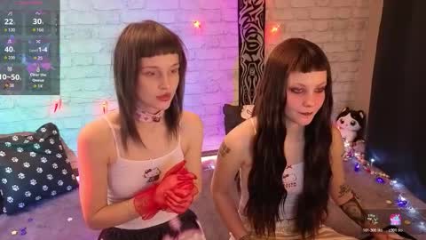 Snapshot of twins_terror chatting on 12.20.25 Sin and Skin online show from 12.20.25