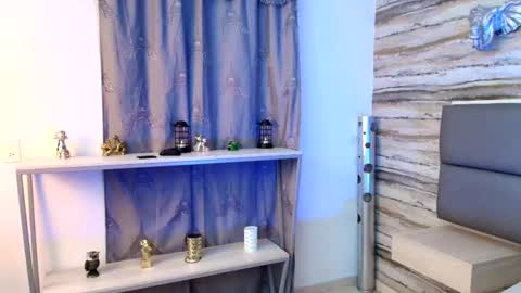 Snapshot of twinslovers_ chatting on 11.24.25 twinslovers_ online show from 11.24.25