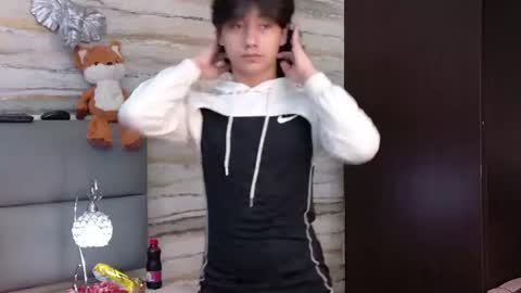 twinslovers_ online show from 06.12.26