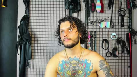 Clio  Tadeo online show from 02.07.25