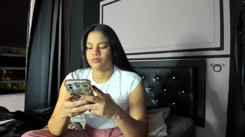 Clio  Tadeo online show from 11.10.25