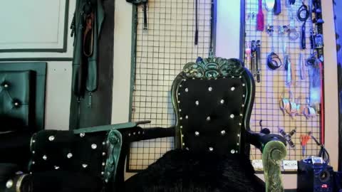 Clio  Tadeo online show from 05.18.26