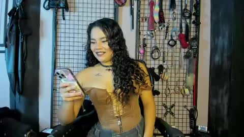 Clio  Tadeo online show from 06.01.26