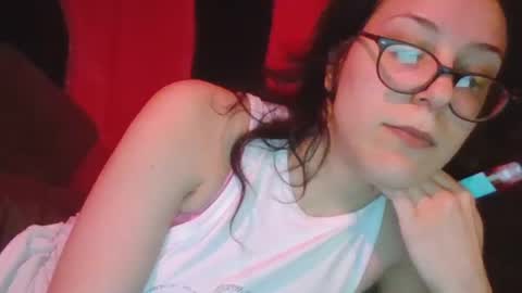 twizzytoxic22 online show from 06.19.26
